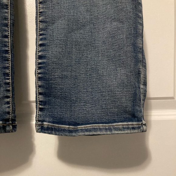 Maurice’s straight leg jean - Picture 3 of 8